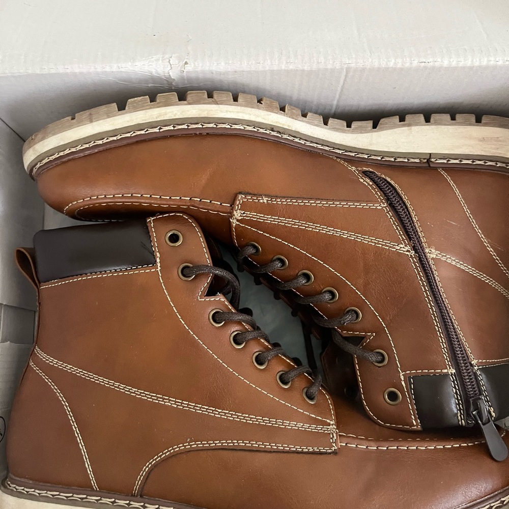 Stylish Tan Leather Boots with Zipper